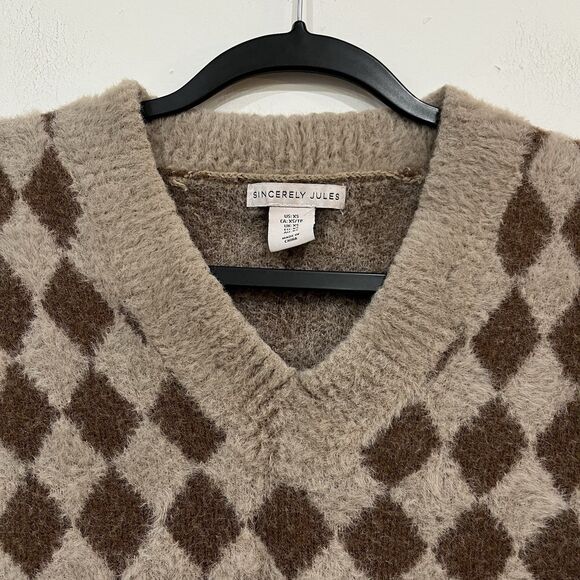 Sincerely Jules Brown Argyle Diamond Fuzzy Sweater Vest V Size XS Preppy - Picture 2 of 5